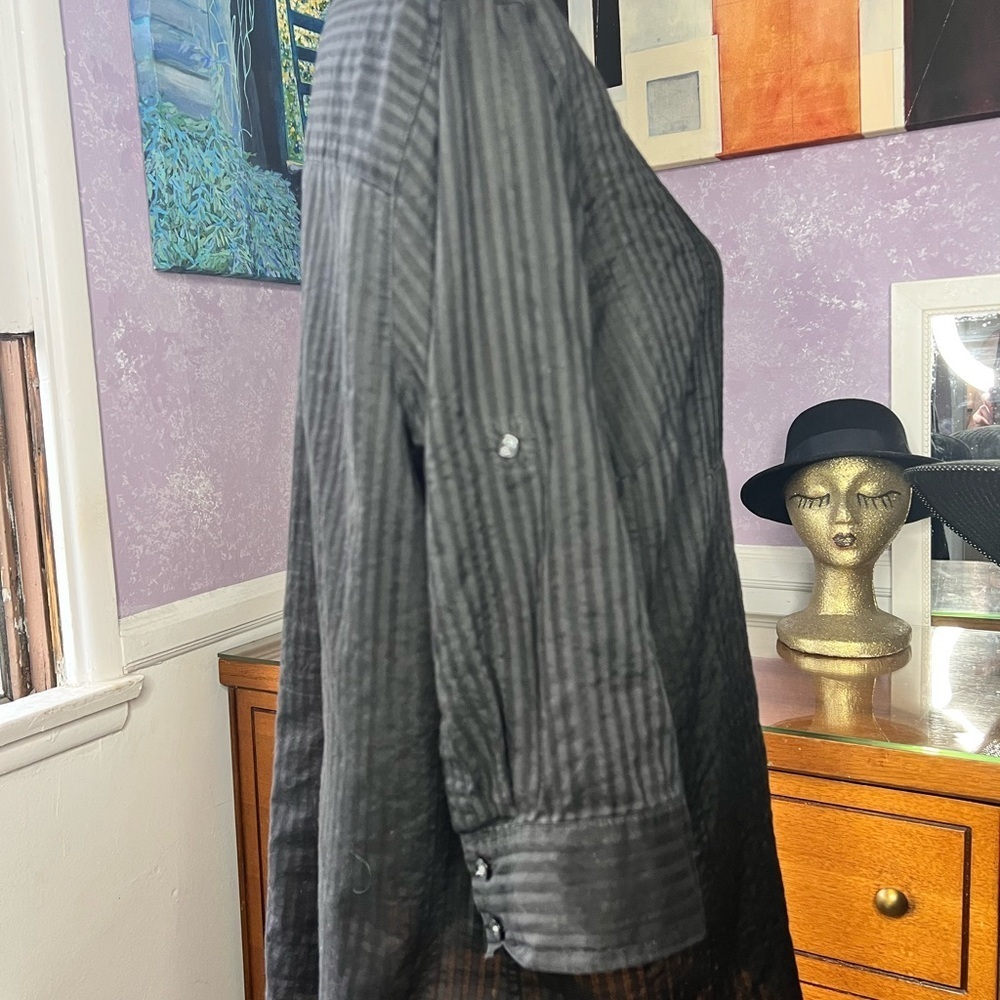 Charter Club SZ M Black Button Up Textured Blouse - Picture 4 of 9